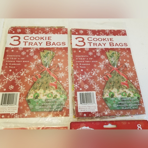 Lot of 4 Sealed Christmas Cookie Tray Bags Bakery Bags Cello Bags with Ties - Picture 2 of 8